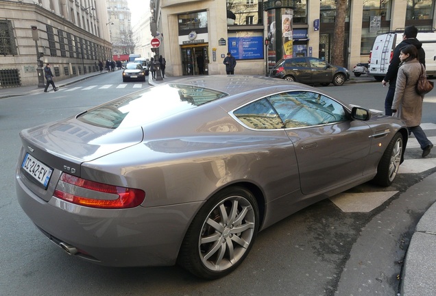 Aston Martin DB9