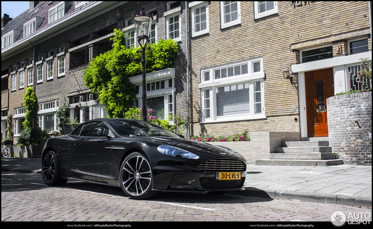 Aston Martin DBS Volante