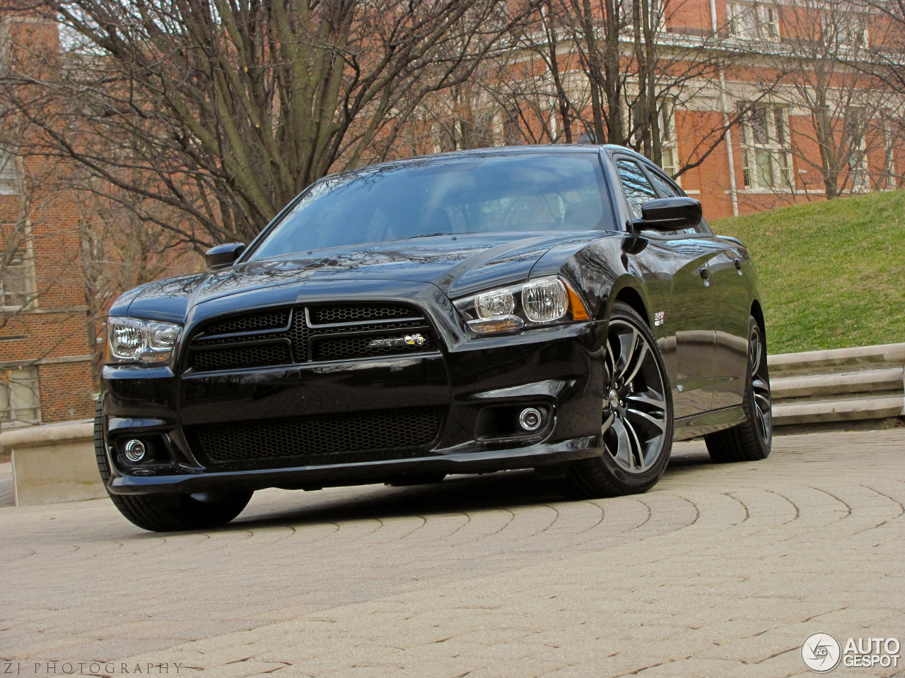 Dodge Charger SRT-8 Super Bee 2012