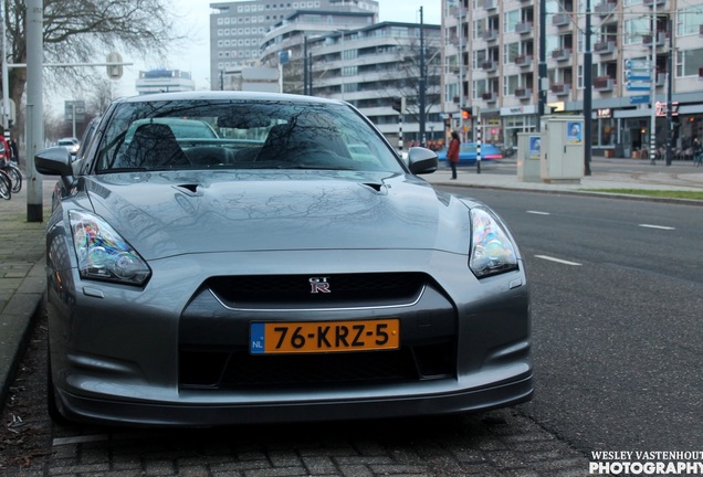 Nissan GT-R