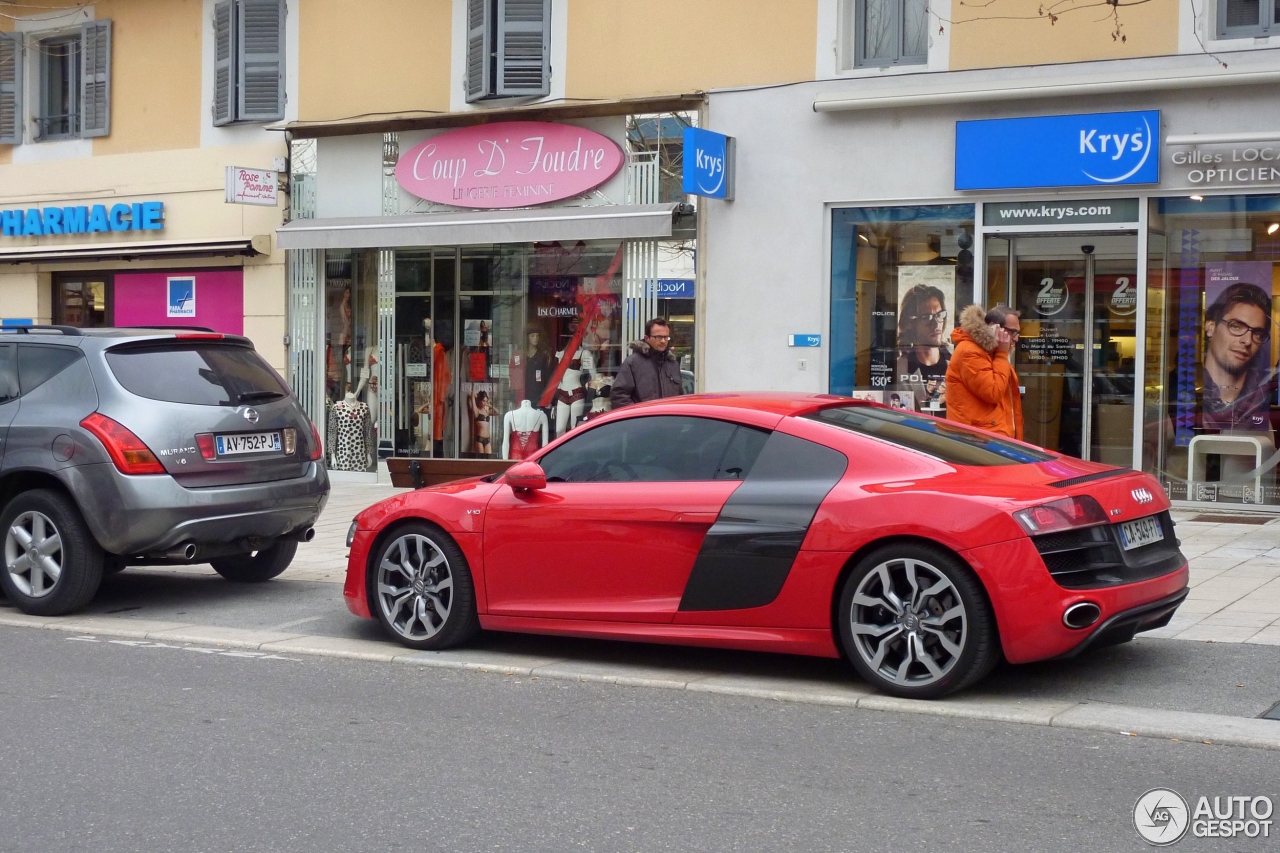 Audi R8 V10