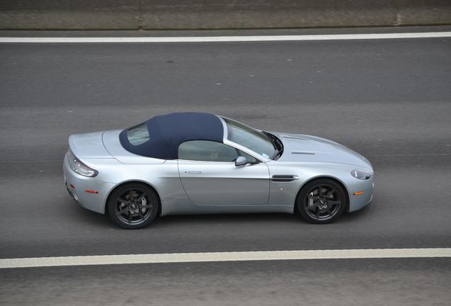 Aston Martin V8 Vantage Roadster