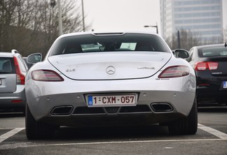 Mercedes-Benz SLS AMG