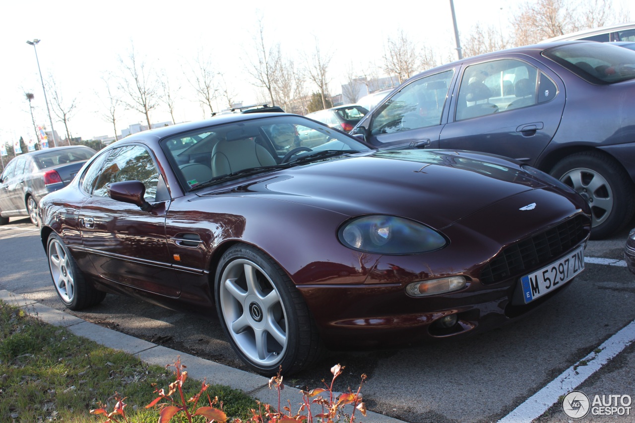 Aston Martin DB7