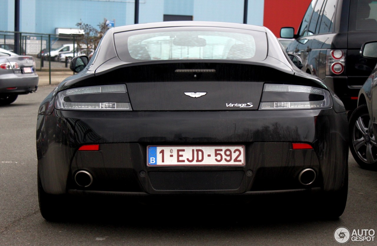 Aston Martin V8 Vantage S