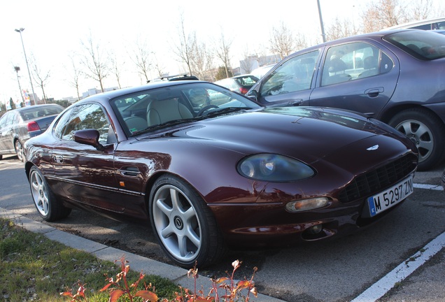 Aston Martin DB7