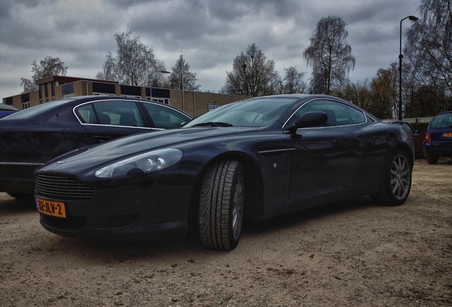 Aston Martin DB9