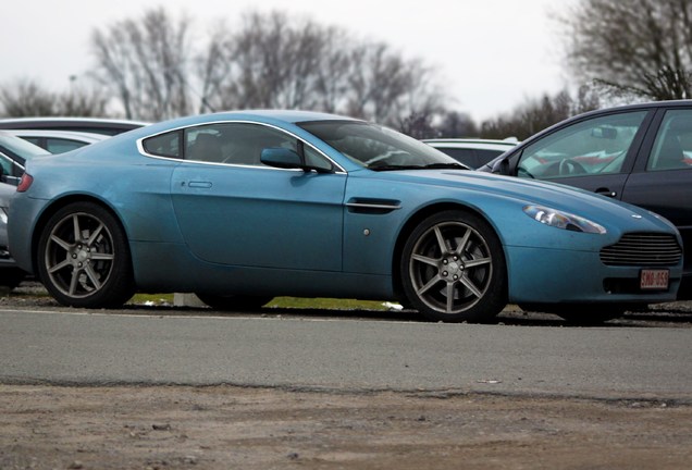 Aston Martin V8 Vantage