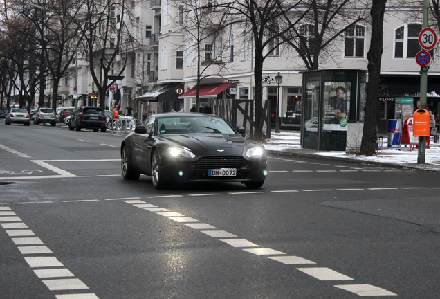 Aston Martin V8 Vantage