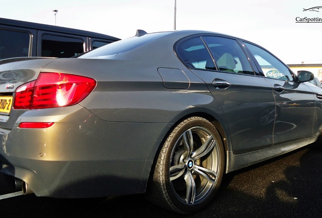 BMW M5 F10 2011