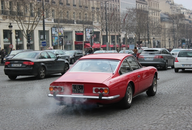 Ferrari 365 GT 2+2