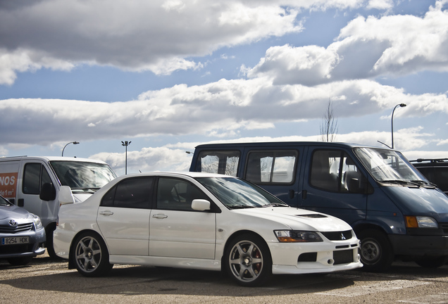 Mitsubishi Lancer Evolution IX