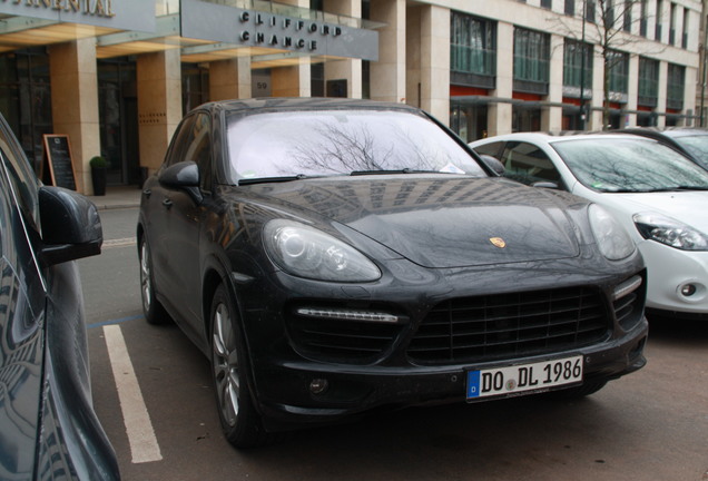 Porsche 958 Cayenne GTS