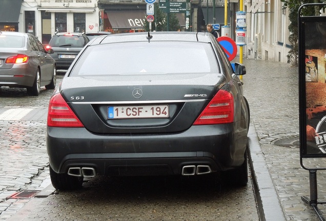 Mercedes-Benz S 63 AMG W221 2011