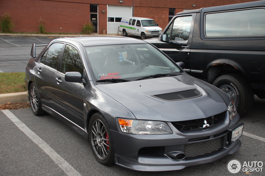 Mitsubishi Lancer Evolution IX MR