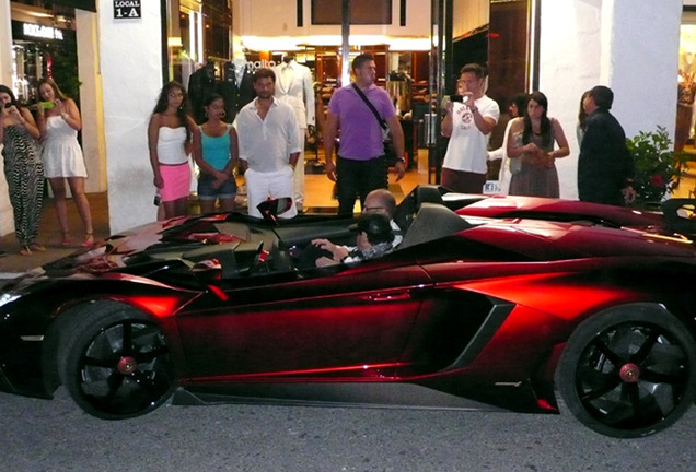 Lamborghini Aventador J