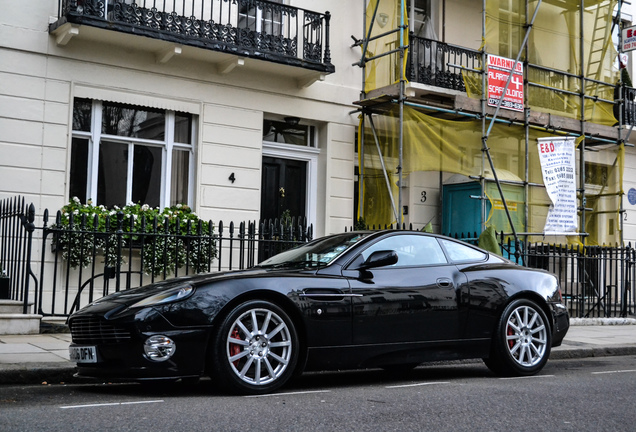 Aston Martin Vanquish S