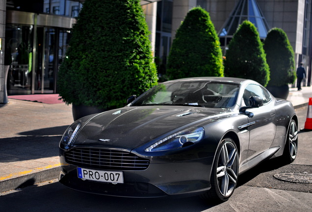 Aston Martin Virage 2011