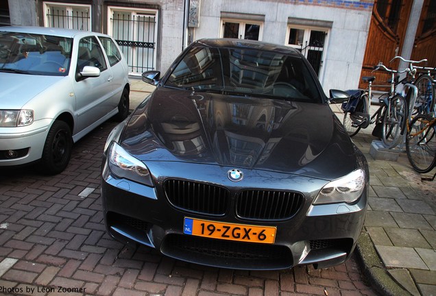 BMW M5 F10 2011