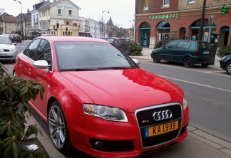 Audi RS4 Sedan