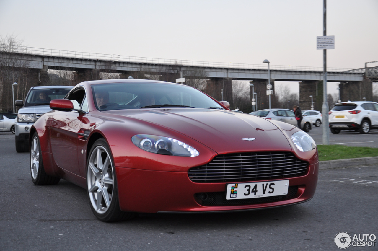 Aston Martin V8 Vantage