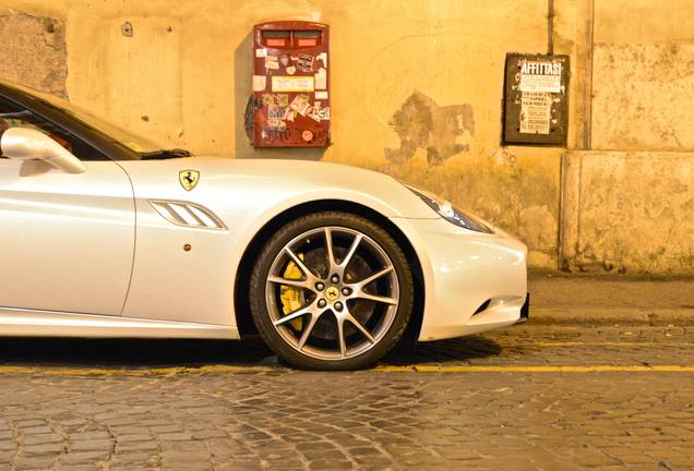 Ferrari California