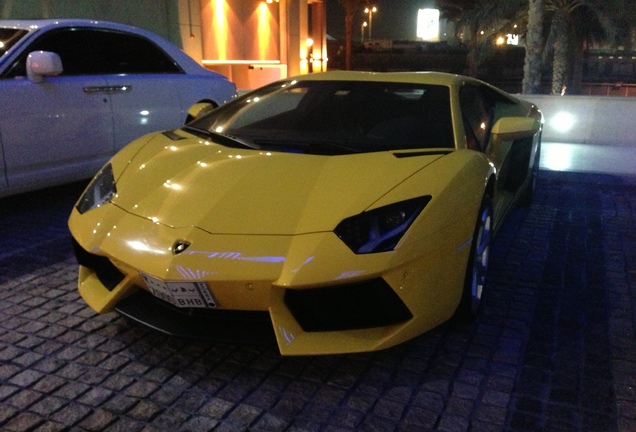 Lamborghini Aventador LP700-4