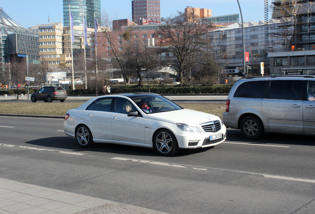 Mercedes-Benz E 63 AMG W212