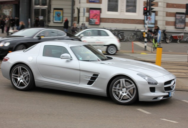 Mercedes-Benz SLS AMG