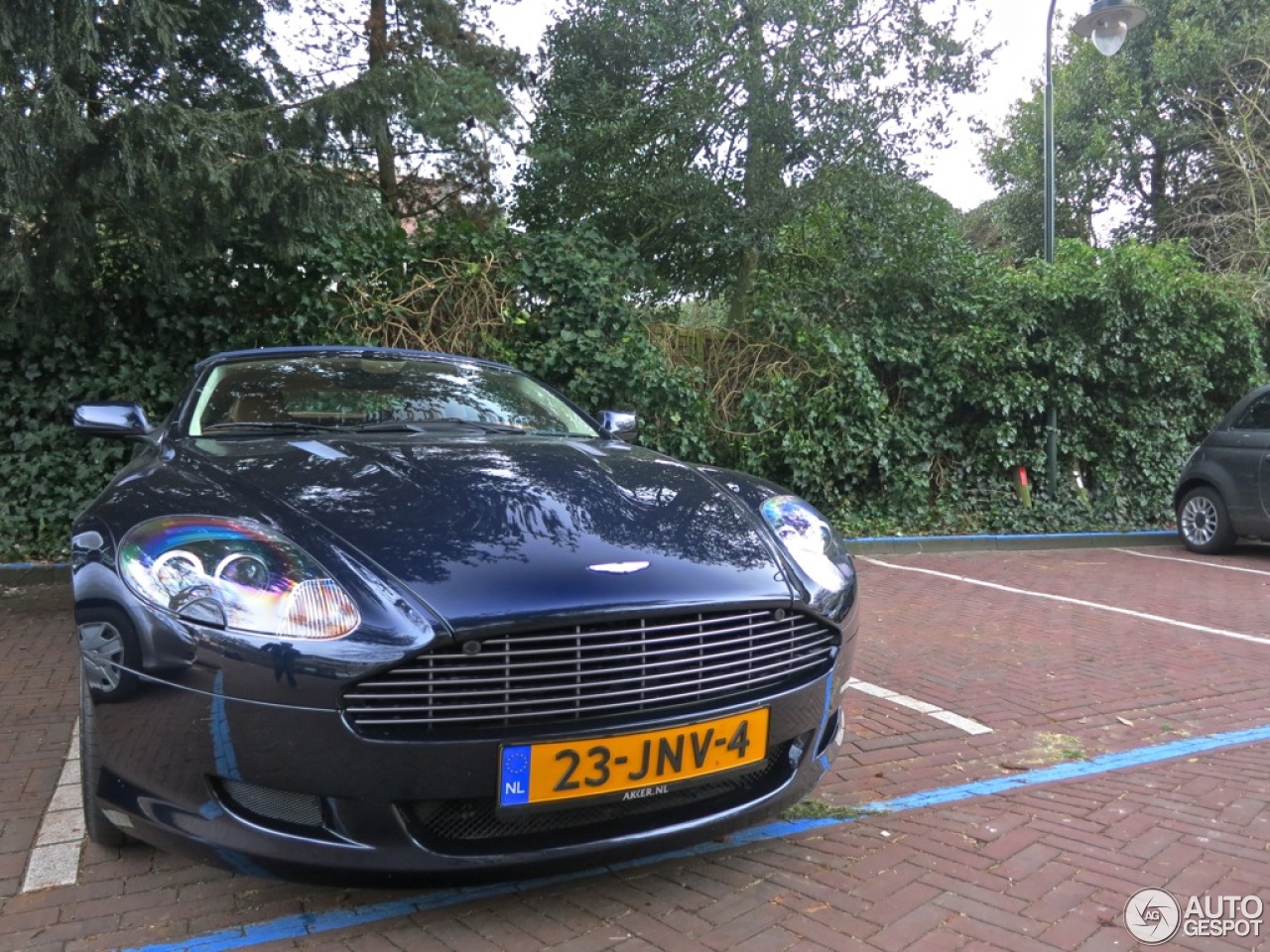 Aston Martin DB9 Volante