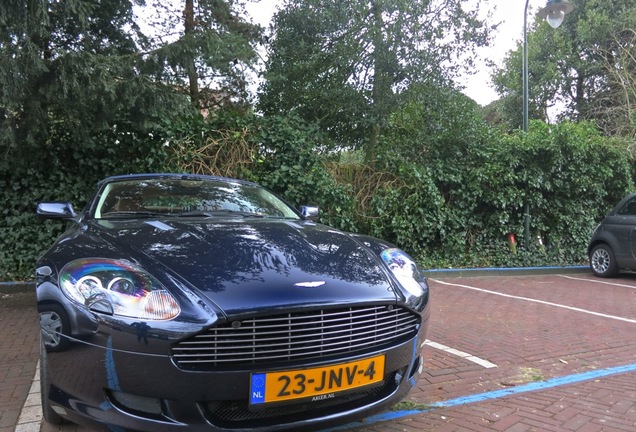 Aston Martin DB9 Volante