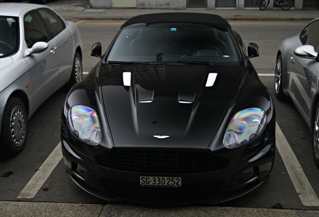 Aston Martin DBS Volante Carbon Black Edition