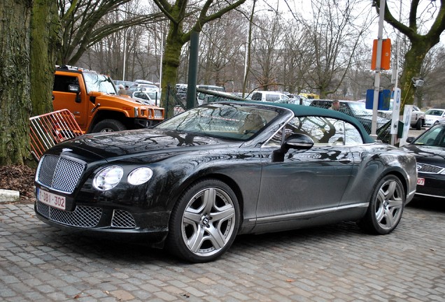 Bentley Continental GTC 2012