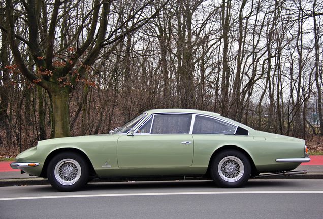 Ferrari 365 GT 2+2