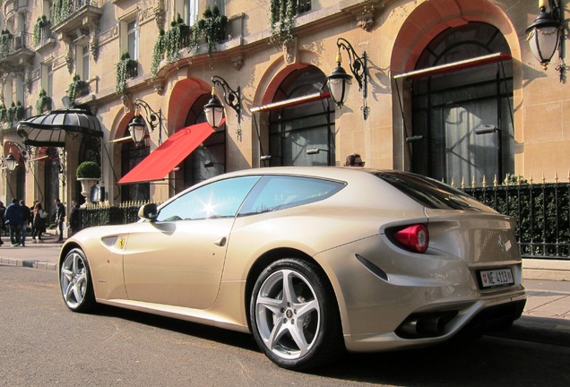 Ferrari FF