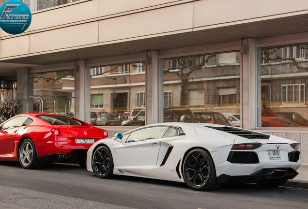 Lamborghini Aventador LP700-4