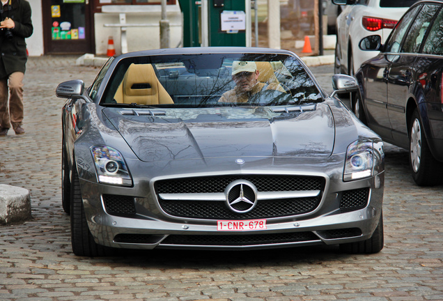 Mercedes-Benz SLS AMG Roadster