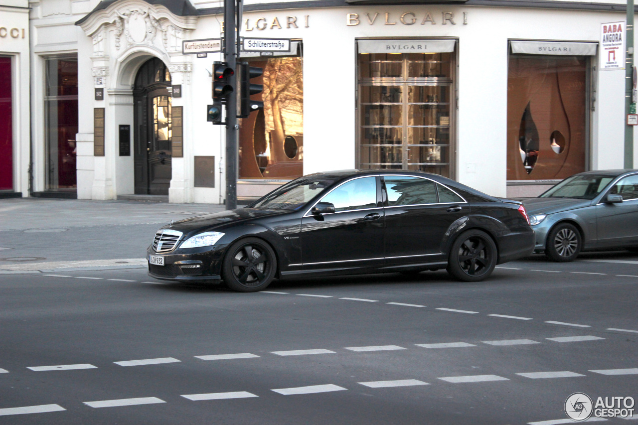 Mercedes-Benz S 63 AMG W221 2011