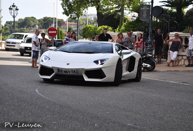 Lamborghini Aventador LP700-4