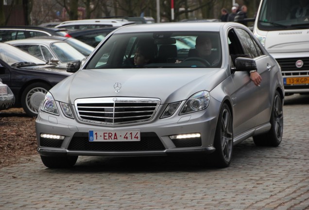 Mercedes-Benz E 63 AMG W212 V8 Biturbo