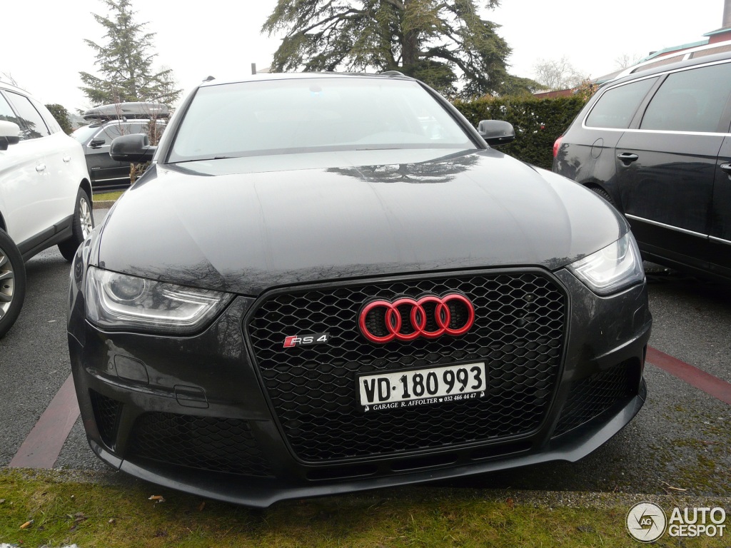 Audi RS4 Avant B8