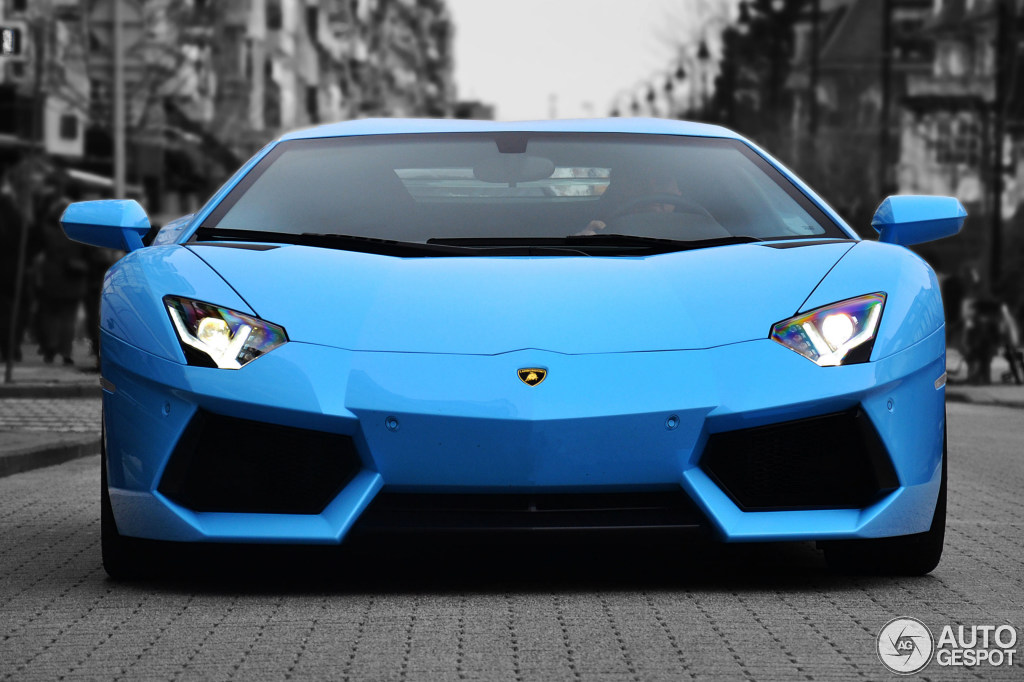 Lamborghini Aventador LP700-4