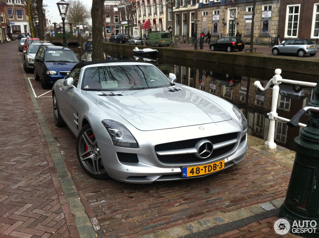 Mercedes-Benz SLS AMG Roadster