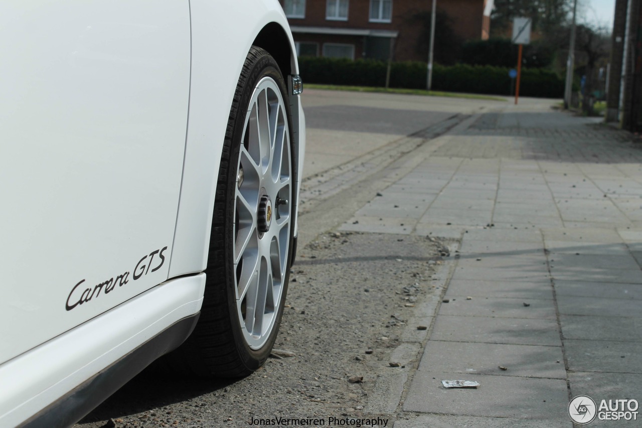 Porsche 997 Carrera GTS