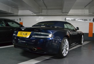 Aston Martin Virage Volante 2011