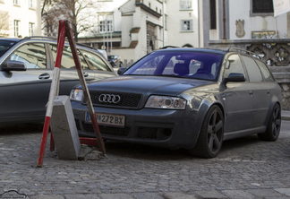 Audi RS6 Plus Avant C5