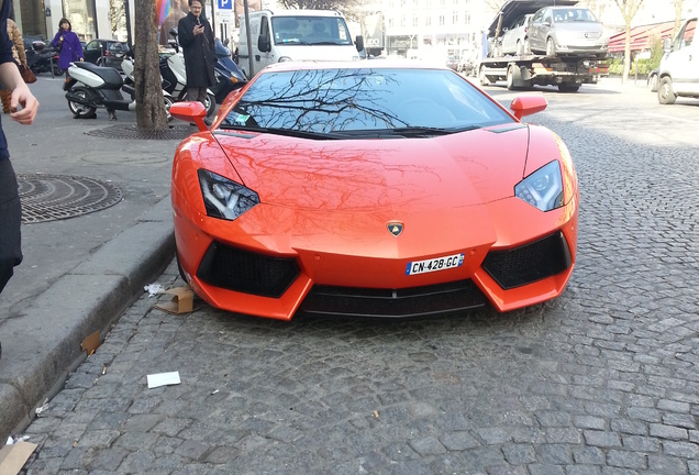 Lamborghini Aventador LP700-4