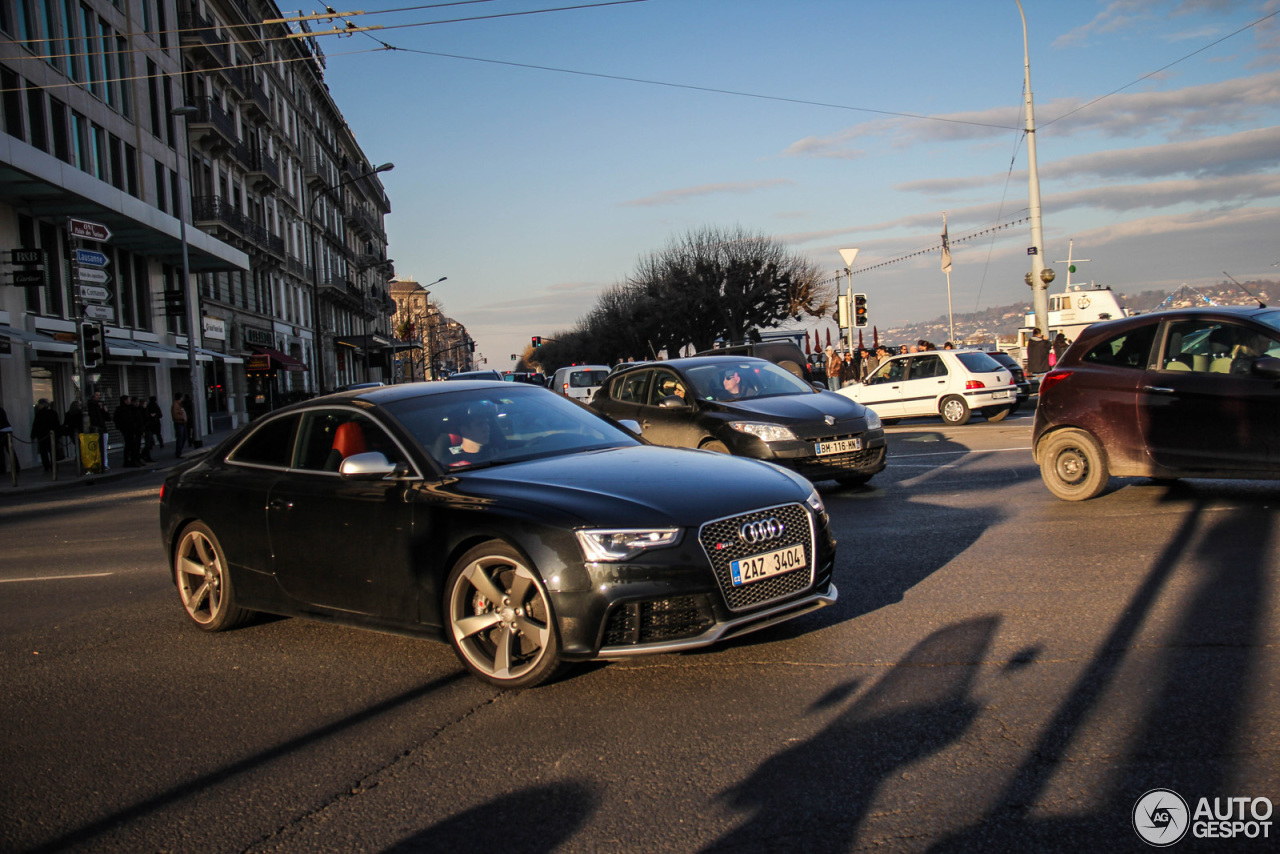 Audi RS5 B8 2012