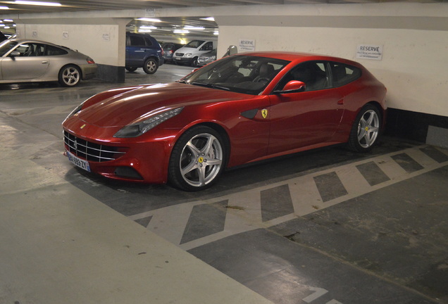 Ferrari FF