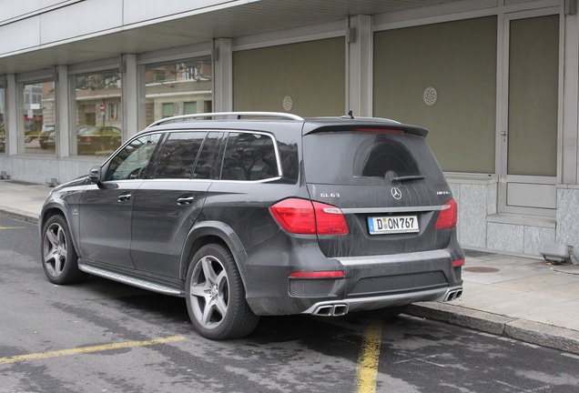 Mercedes-Benz GL 63 AMG X166